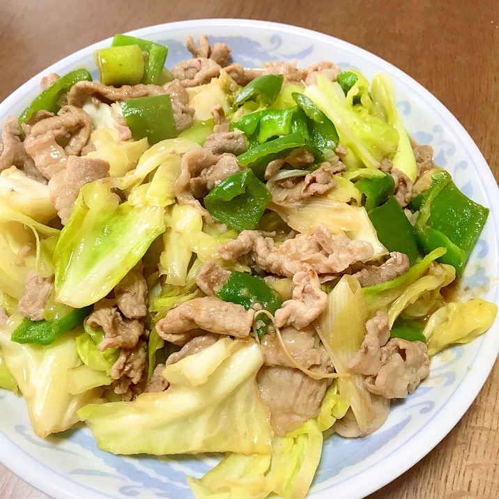 味噌で作る、あまった野菜で回鍋肉❗️